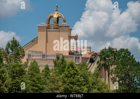 Orlando, Florida. Luglio 29, 2019. Vista superiore del viaggio a Atlantis acqua attrazione a Seaworld Foto Stock