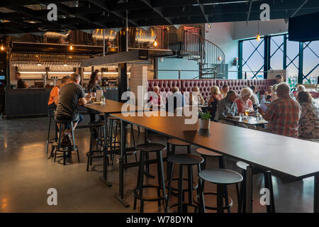 Birreria curiosa,bar,ristoranti,Ashford, Kent,Inghilterra Foto Stock