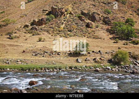 Fiume Turgen nella gola di Turgen. Kazakistan Foto Stock