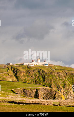 Luce della Sera su Sumburgh Head Lighthouse, Shetland. Foto Stock