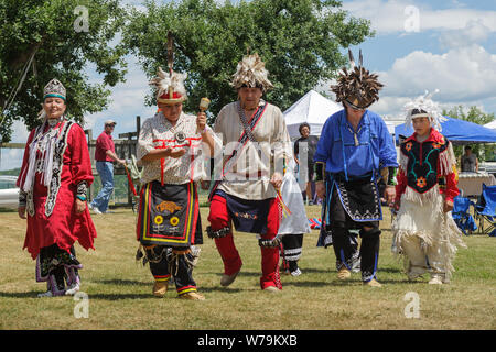 Balli tradizionali a Kanatsiohareke annuale Mohawk festival indiano, Fonda, New York, la contea de Montgomery Foto Stock