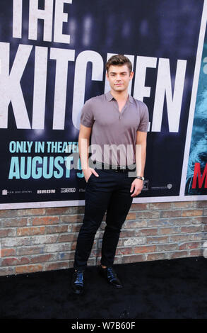 Los Angeles, California, Stati Uniti d'America 5 Agosto 2019 attore Garrett Clayton assiste la Premiere Mondiale della Warner Bros Foto" "La Cucina" il 5 agosto 2019 a TCL Chinese Theatre di Los Angeles, California, USA. Foto di Barry re/Alamy Live News Foto Stock