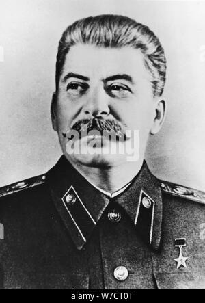 Joseph Stalin (1879-1953), il leader sovietico, c1940s. Artista: sconosciuto Foto Stock