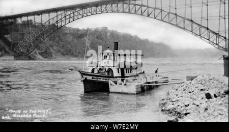 " Aiuto della nebbia', imbarcazione turistica delle Cascate del Niagara negli Stati Uniti/Canada, c1930s(?).Artista: Marjorie Bullock Foto Stock