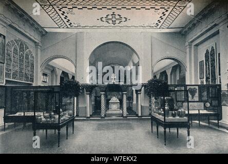 "British arti e mestieri sezione, Gand International Exhibition", 1913. Artista: sconosciuto. Foto Stock