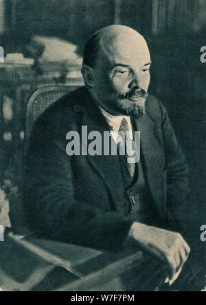 "Vladimir Ilich Lenin, Russo leader bolscevico, 28 Novembre, 1921. Artista: sconosciuto. Foto Stock