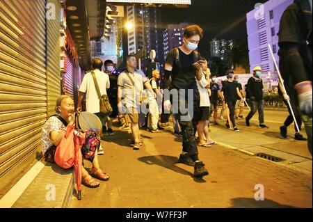 Hong Kong, Cina. 05th, Agosto 2019. Hong Kong tumulti continuare in più di 15 distretti durante lo sciopero generale. Foto Stock