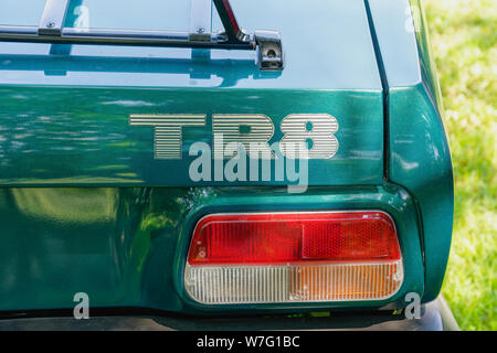 Collegeville, PA - Luglio 28, 2019: Close up della parte posteriore di un verde scuro Triumph TR8 fotografato mentre è seduto in un parco. Foto Stock