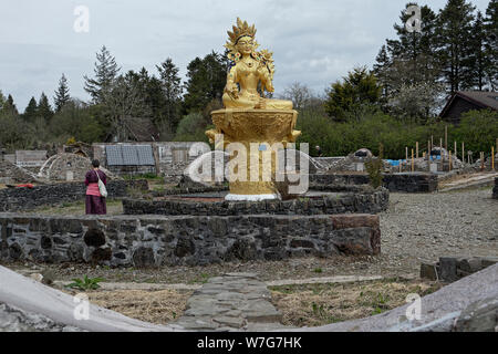 Kagyu Samye Ling Monastero e centro tibetano - guarigione statua Tara Foto Stock