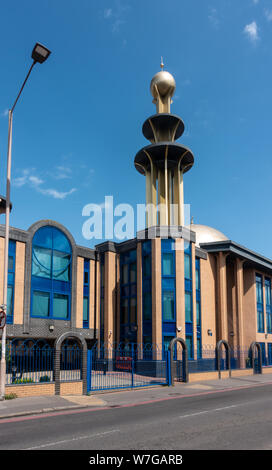 L'Abu Bakr Centro Islamico moschea di Oxford Road in Reading, Berkshire, Regno Unito. Un luogo per i seguaci dell'Islam religione al culto. Foto Stock