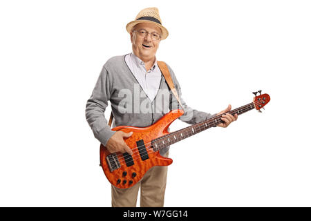 Anziano gentiluomo suonare una chitarra basso isolati su sfondo bianco Foto Stock