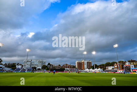 Hove SUSSEX REGNO UNITO 6 Agosto 2019 - La vitalità T20 Blast partita di cricket tra Sussex squali e Glamorgan al primo centro di County Ground a Hove credito : Simon Dack / Alamy Live News Foto Stock