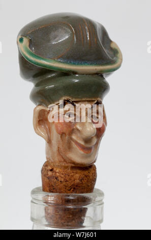 Carattere di ceramica figura fermo bottiglia Foto Stock