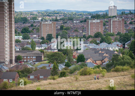 Viste dal Rowley colline attraverso greenspace a Dudley, Sandwell e Birmingham, West Midlands, Agosto 2011 Foto Stock