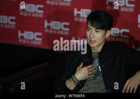 Bruneian cantante e attore Wu Chun partecipa ad un evento promozionale per il nuovo film ''Io Marbury'' in Shenyang City, a nord-est della Cina di provincia di Liaoning, 31 Foto Stock