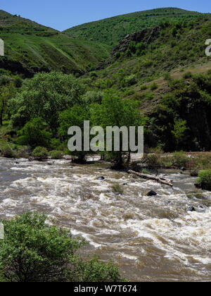 Fiume Mktwari-Kura vicino Aspindsa, Samzche-Dschawacheti, Georgia, Europa Foto Stock