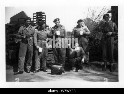 517 LAA TA reale artiglieria sul campo annuale di addestramento 1955 Foto Stock