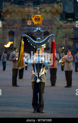 Edimburgo, Scozia, Regno Unito. Il 5 agosto, 2019. Il Royal Edinburgh Tattoo militare costituisce parte della Edinburgh International Festival. Nella foto; Heeresmusikkorps Kassel Foto Stock