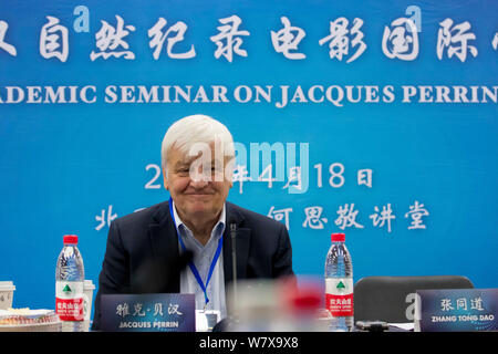 Attore francese e regista Jacques Perrin assiste la International Seminario Accademico sul Jacques Perrin's documentario sulla natura a Pechino in Cina, 18 Apri Foto Stock