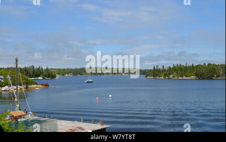 Estate in Nova Scotia: Dover Soi (porto) lungo il percorso di Lighthouse vicino a Peggy's Cove Foto Stock