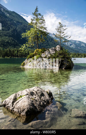 Der Hintersee in den Alpen bei Berchtesgaden Foto Stock