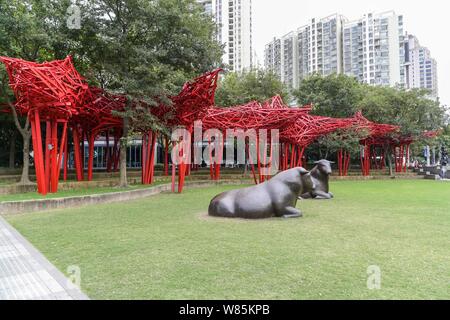 Vista di sculture durante la Shanghai Jing An International progetto scultura in Cina a Shanghai, 21 settembre 2016. Il 2016 di Jing'an Scu internazionale Foto Stock