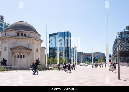 La biblioteca di Birmingham e la Sala della memoria, Cententary Square, Birmingham, West Midlands, England, Regno Unito Foto Stock