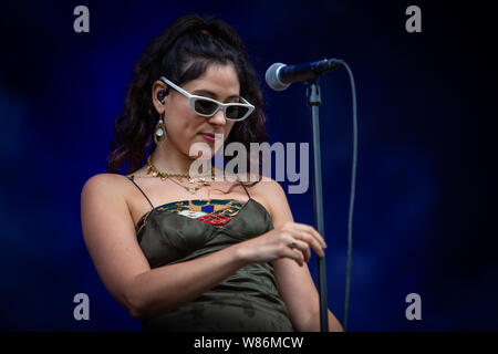 Oslo, Norvegia. 07 Ago, 2019. Il cantante inglese e cantautore Eliza esegue un concerto dal vivo durante il norvegese music festival Øyafestivalen 2019 a Oslo. (Photo credit: Gonzales foto/Alamy Live News Foto Stock