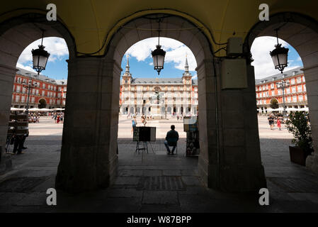 Vista orizzontale della Plaza Mayor di Madrid. Foto Stock