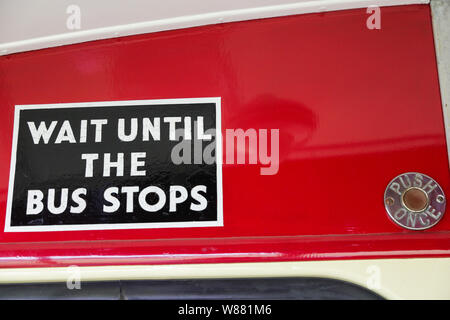 La campana pulsante da un'annata 1955 Bristol KSW 6G double decker bus Foto Stock