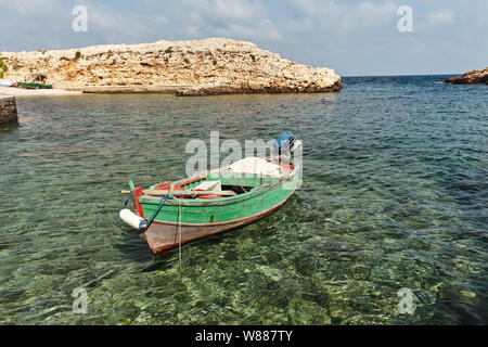 Uno splendido scenario di Polignano a Mare, cittadina in provincia di Bari, Puglia. Foto Stock