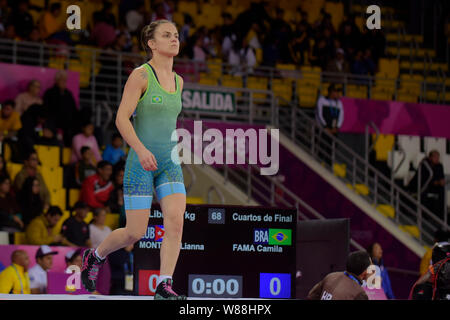 Lima, Perù. 08 Ago, 2019. Camila Fama dal Brasile e Liana Monteiro da Cuba a Wrestlig 53Kg. Giochi Panamericani di Lima 2019. Lima. PE. Credito: Reinaldo Reginato/FotoArena/Alamy Live News Foto Stock