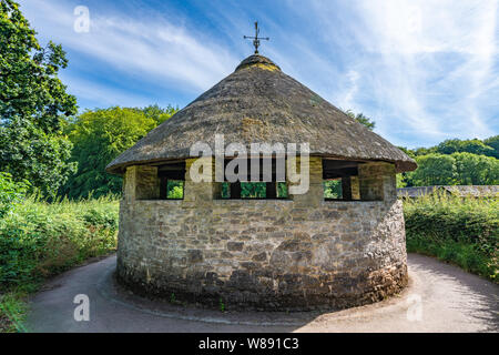 Il Falco e la fibbia Inn cockpit costruzione presso il St Fagans Mueum nazionale della storia a Cardiff, nel Galles Foto Stock