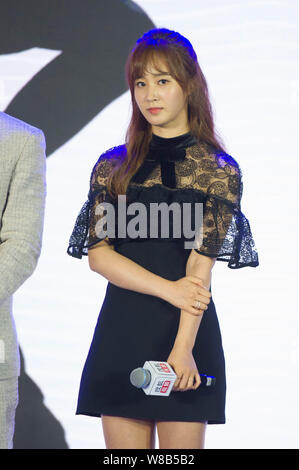 Cantante e attrice Kwon Yu-ri (Yuri) Corea del Sud ragazza ragazze del gruppo 'generazione partecipa a una conferenza stampa per la diffusione del suo nuovo dramma web Foto Stock