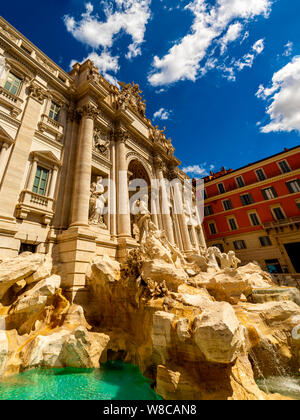 Il famoso e storico Fontana di Trevi (Fontana di Trevi a Roma. Italia Foto Stock