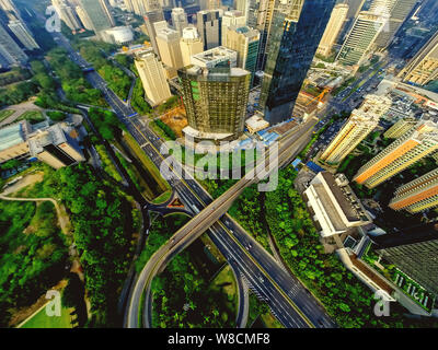 Vista aerea del distretto di Futian di Shenzhen city, a sud della Cina di provincia di Guangdong, 1 gennaio 2013. Foto Stock