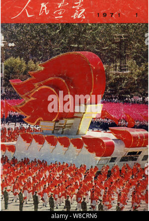 Questo coperchio della Cina rilasciati pittorico nel gennaio 1971 dispone di una torcia. Foto Stock