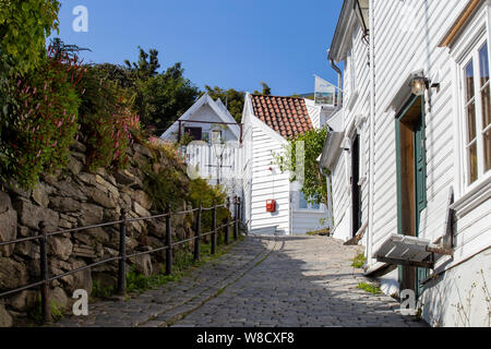 Vecchia città di Stavanger in Norvegia Settembre 2018, case tradizionali bianco Foto Stock