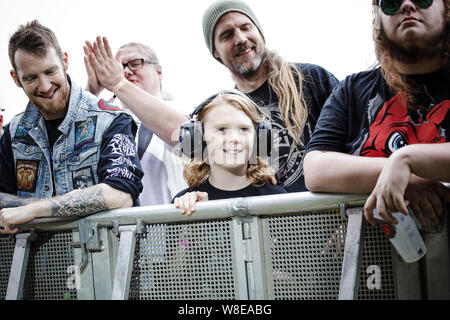 Catton Park, Regno Unito. Il 9 agosto, 2019. La folla godendo Bloodstock Open Air Festival, UK. Credito: Andy Gallagher/Alamy Live News Foto Stock