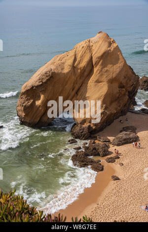 Torres Vedras, Portogallo. 06 agosto 2019. Spiaggia di Guincho in Santa Cruz in Torres Vedras Portogallo Foto Stock