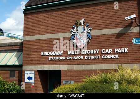 Bridgeway Multi-Storey Car Park, Stratford-upon-Avon, Warwickshire, Regno Unito Foto Stock