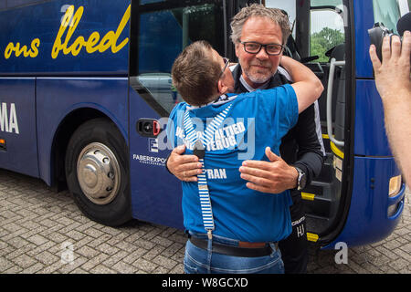 Doetinchem, Nederland. 09Aug, 2019. DOETINCHEM, 09-08-2019, stadio De Vijverberg, stagione 2019/2020, olandese Keuken Kampioen Divisie Cambuur, allenatore Henk de Jong arrivando a Doetinchem al suo ex club Credito: Pro scatti/Alamy Live News Foto Stock