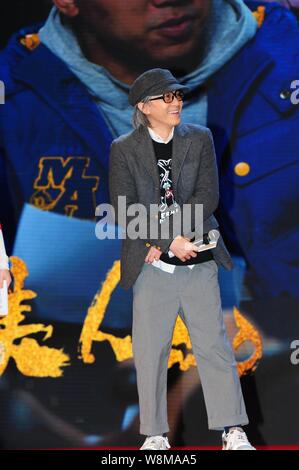 Hong Kong il regista Stephen Chow partecipa a una conferenza stampa per il suo film "Il Mermaid' in Cina a Shanghai, 27 gennaio 2016. Foto Stock