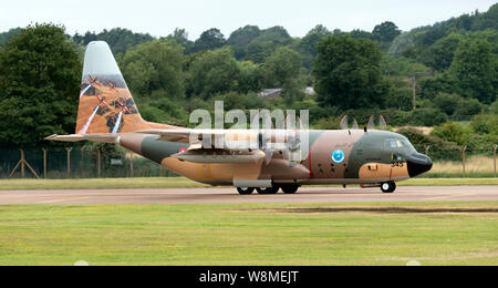 Guts compagnia aerea 345 Royal Jordanian C-130H Hercules del terzo squadrone di trasporto a RIAT 2019 Foto Stock