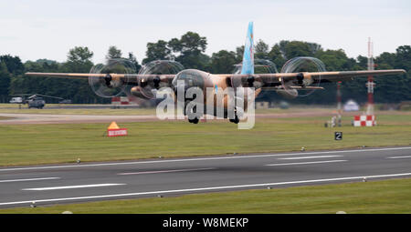 Guts compagnia aerea 345 Royal Jordanian C-130H Hercules del terzo squadrone di trasporto a RIAT 2019 Foto Stock