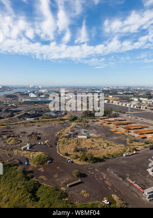 Vista aerea di una zona industriale in Newcastle NSW Australia che mostra la produzione di acciaio. Newcastle NSW Australia Foto Stock