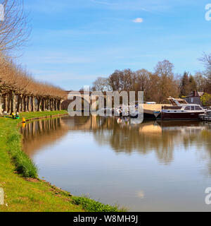 Port de Plaisance (Marina) Briare-Le-Canal, Briare, Francia Foto Stock