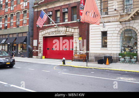 La Scaletta 3 firehouse 911 primi responder NYC Foto Stock