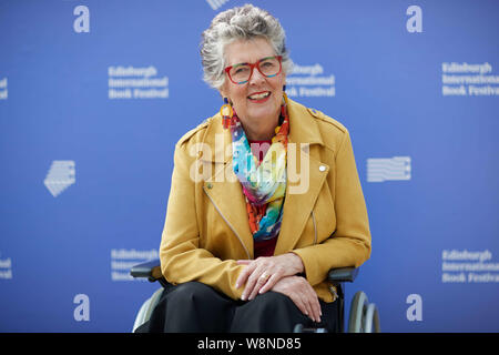 Edimburgo, Scozia, Regno Unito, 10 agosto 2019. Edinburgh International Book Festival. Foto chiamata: Prue Leith. Il credito Andrew Eaton/Alamy Foto Stock