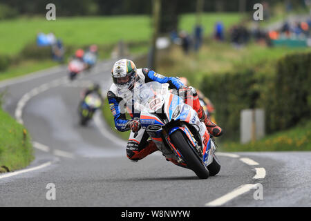 Belfast, Irlanda del Nord, Regno Unito. Belfast, Irlanda del Nord, Regno Unito. 10 Agosto, 2019. Ulster Grand Prix corse su strada, il giorno della gara; Peter Hickman (Smiths Racing BMW) prende la sua quinta vittoria della 2019 Ulster Grand Prix nella gara di Superbike - solo uso editoriale Credit: Azione Plus immagini di sport/Alamy Live News Credit: Azione Plus immagini di sport/Alamy Live News Credit: Azione Plus immagini di sport/Alamy Live News Foto Stock